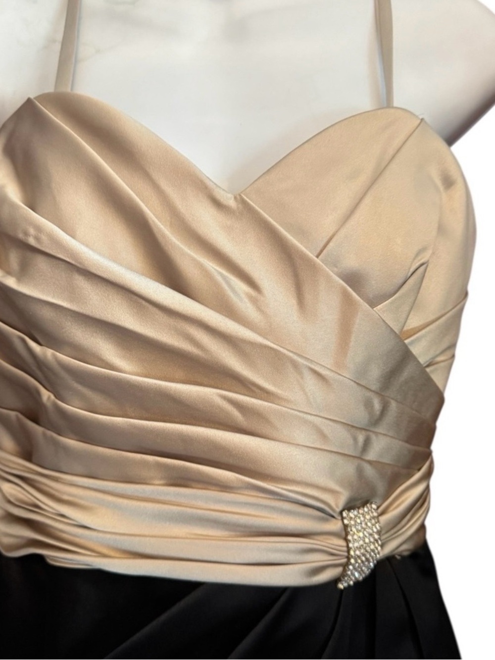 Elegant DaVinci Strap/Strapless Cream and Black Dress, Sz 8, NWT